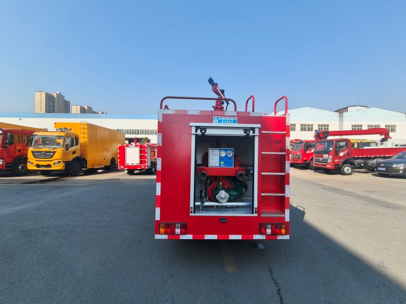 ���ɭ�ָ���С��2����������ˮ��