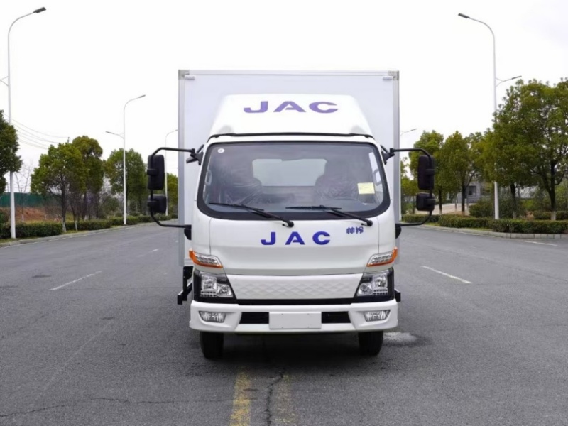 ����˧��EV5���綯��س�